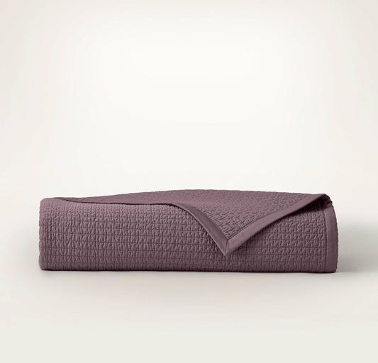 Signature Textured Stitch Quilt Plum